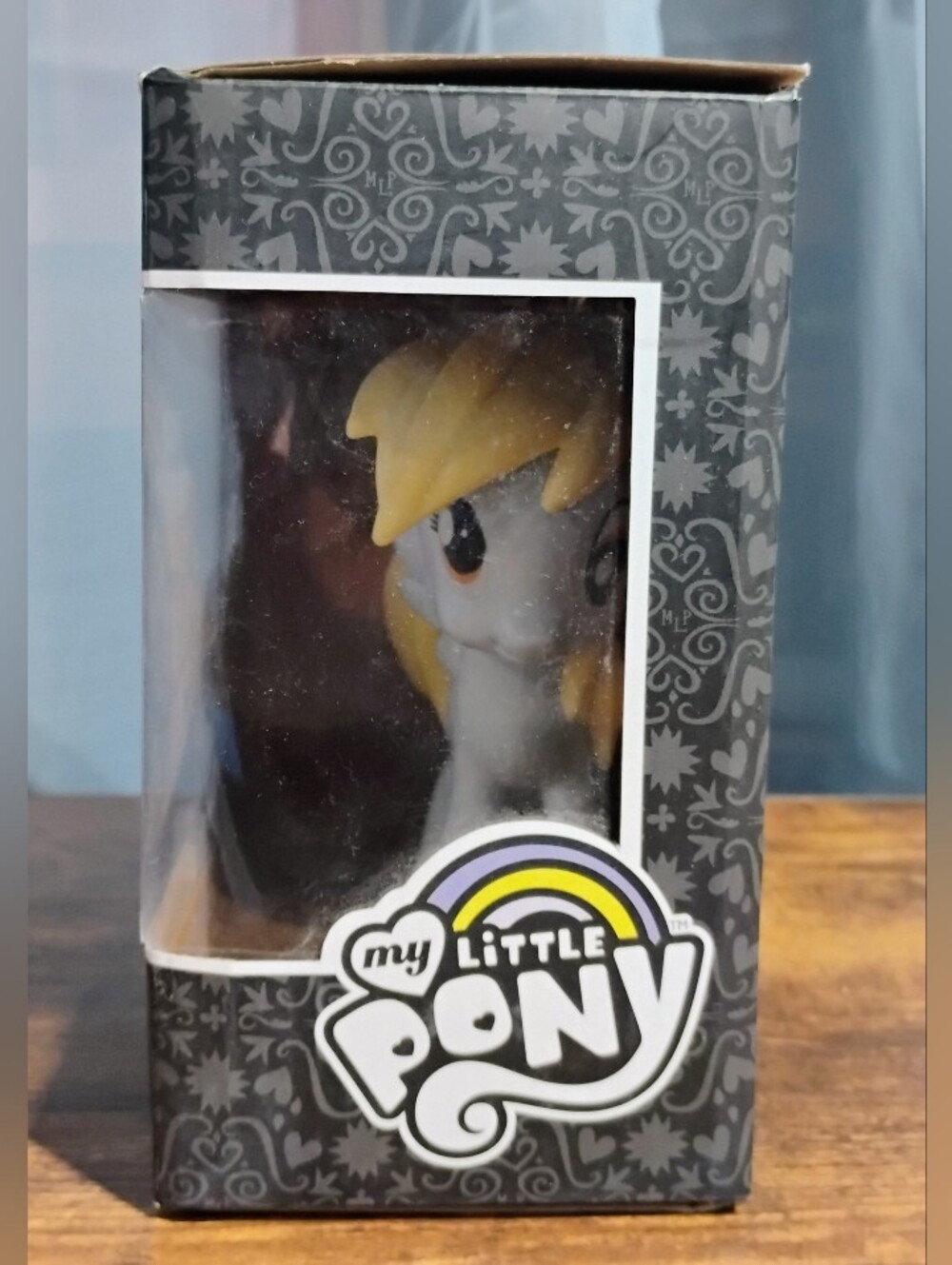 Funko My Little Pony Derpy Hooves Vinyl Figure - Picture 4 of 12